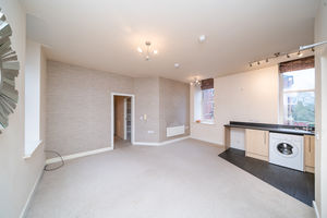 kitchen/lounge/diner- click for photo gallery